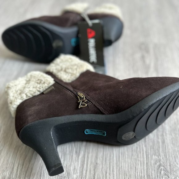 WATERPROOF | Brillant Canadian Snow Boots (Size 11) - Picture 12 of 14